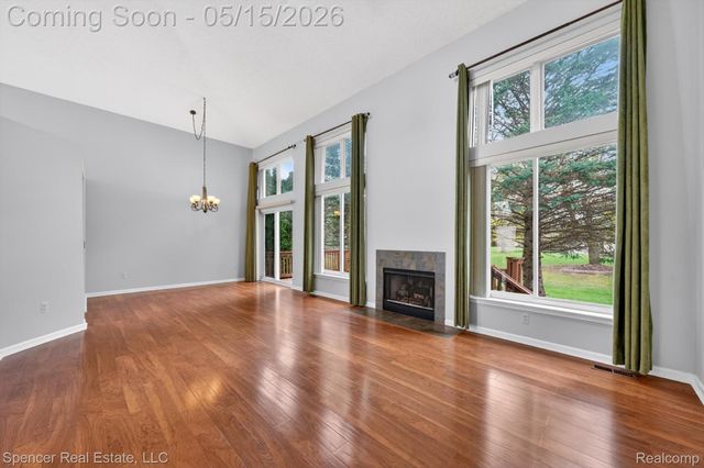 3141 Bridlewood Drive, Oakland Charter Township, MI 48306
