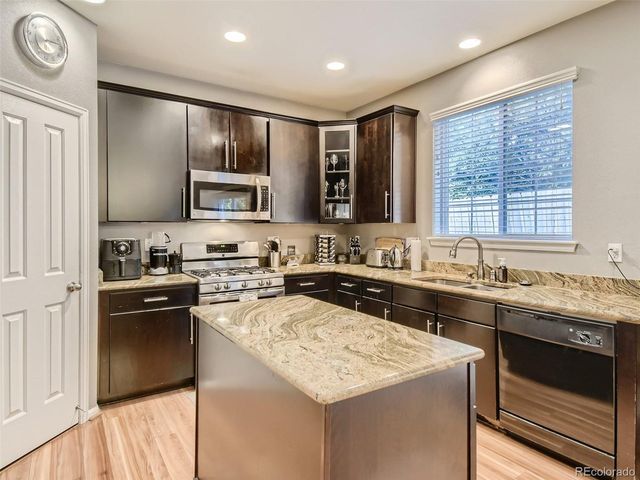 6912 W Chatfield Dr, Littleton, CO 80128