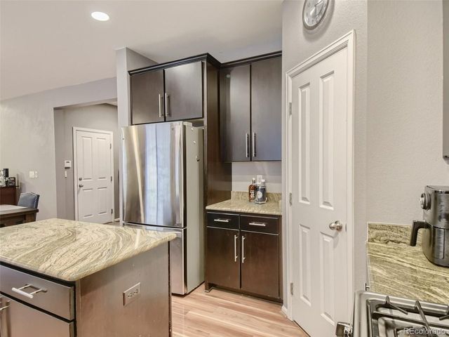 6912 W Chatfield Dr, Littleton, CO 80128