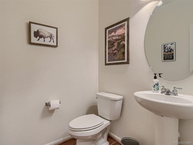 6912 W Chatfield Dr, Littleton, CO 80128