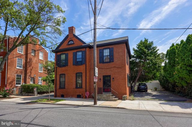 15 N LIME ST, Lancaster, PA 17602