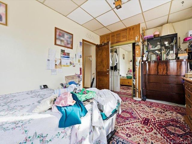 3330 Eastchester Road, Bronx, NY 10469