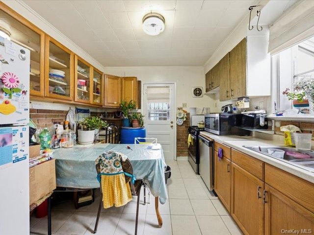 3330 Eastchester Road, Bronx, NY 10469