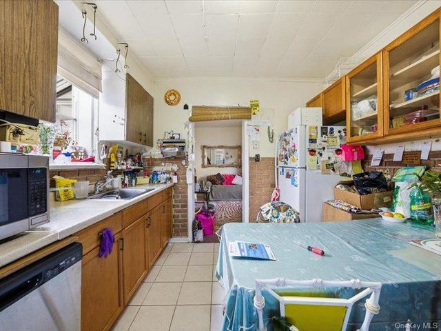 3330 Eastchester Road, Bronx, NY 10469