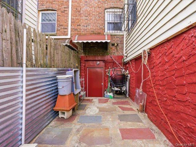 3330 Eastchester Road, Bronx, NY 10469