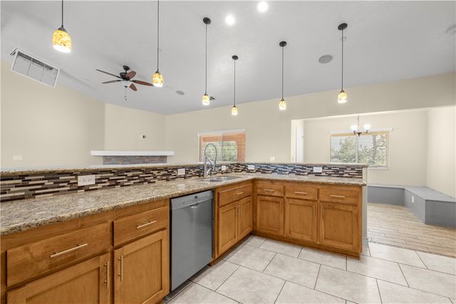 8755 Lilac Road, Oak Hills, CA 92344