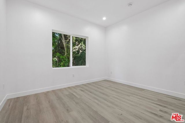 1434 Beverwil Drive 2, Los Angeles, CA 90035