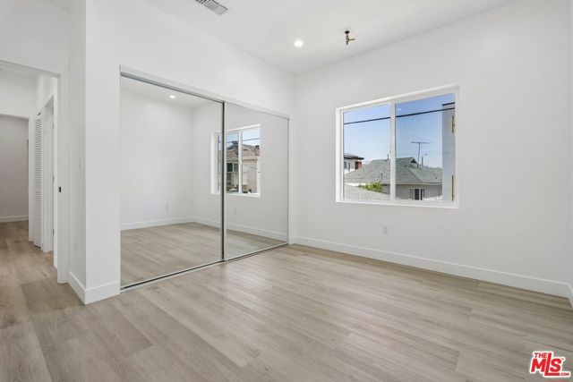 1434 Beverwil Drive 2, Los Angeles, CA 90035