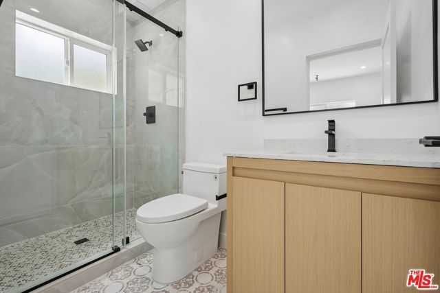 1434 Beverwil Drive 2, Los Angeles, CA 90035