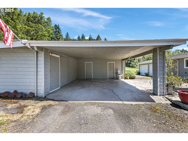 530 MORELAND Ave, Drain, OR 97435