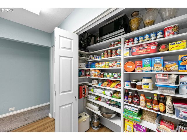 530 MORELAND Ave, Drain, OR 97435