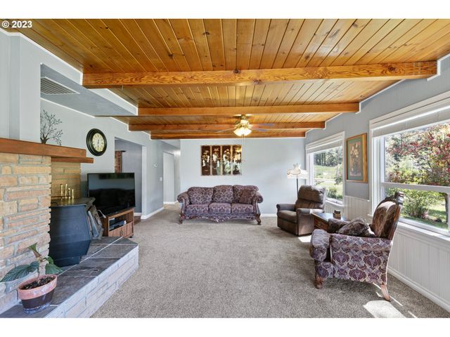 530 MORELAND Ave, Drain, OR 97435