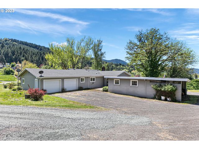 530 MORELAND Ave, Drain, OR 97435