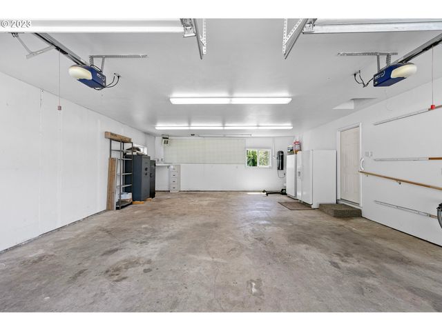 530 MORELAND Ave, Drain, OR 97435