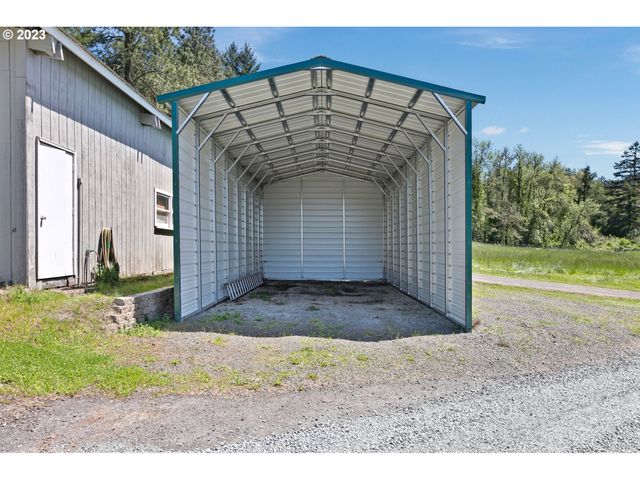 530 MORELAND Ave, Drain, OR 97435