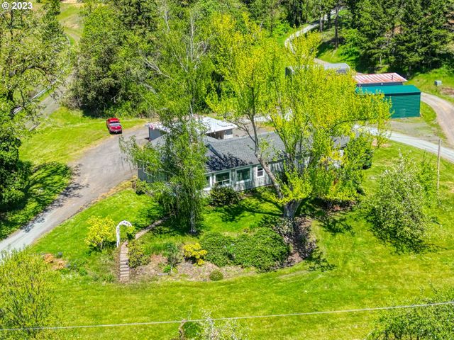 530 MORELAND Ave, Drain, OR 97435