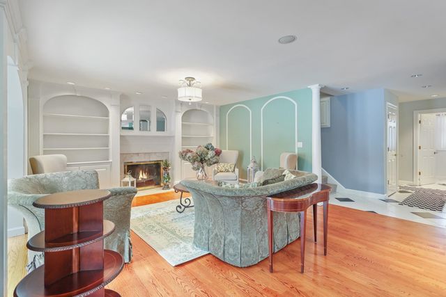 37 Brady Avenue, Salem, NH 03079