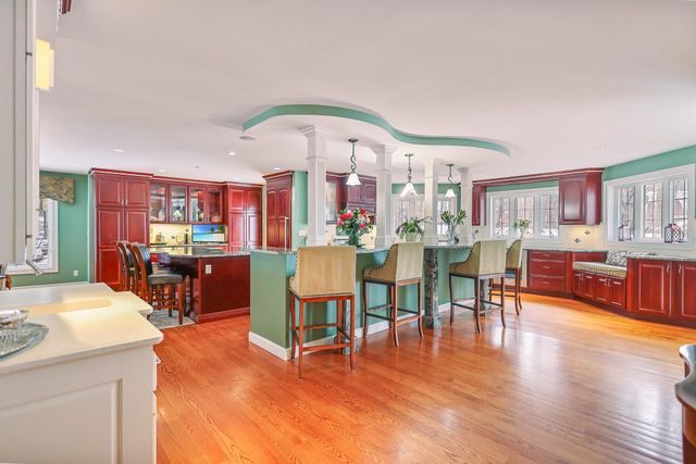 37 Brady Avenue, Salem, NH 03079
