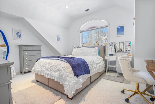37 Brady Avenue, Salem, NH 03079