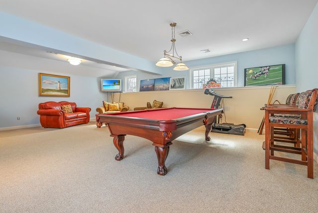 37 Brady Avenue, Salem, NH 03079