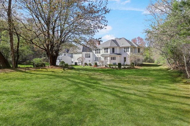 37 Brady Avenue, Salem, NH 03079