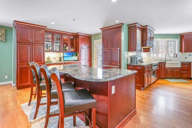 37 Brady Avenue, Salem, NH 03079