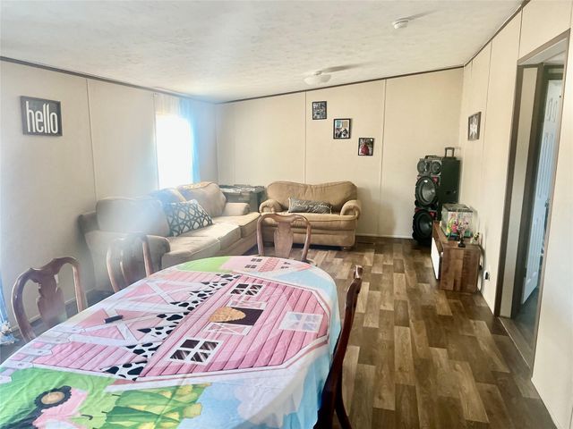 1160 Road 5701, Cleveland, TX 77327