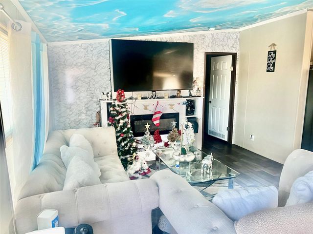 1160 Road 5701, Cleveland, TX 77327