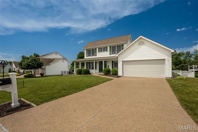 2215 Wild Pigeon Drive, O'fallon, MO 63368