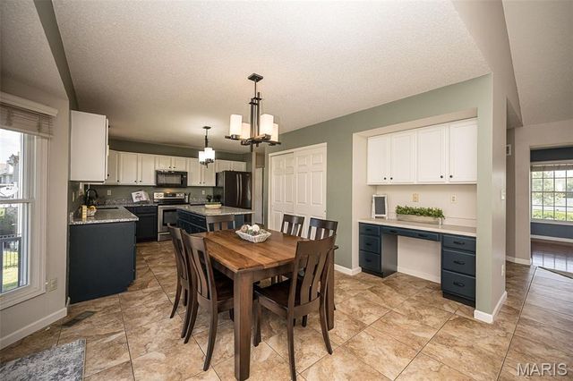 2215 Wild Pigeon Drive, O'fallon, MO 63368