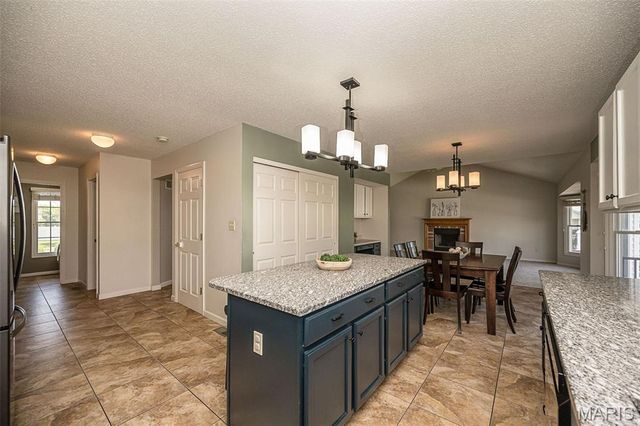 2215 Wild Pigeon Drive, O'fallon, MO 63368