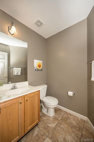 2215 Wild Pigeon Drive, O'fallon, MO 63368
