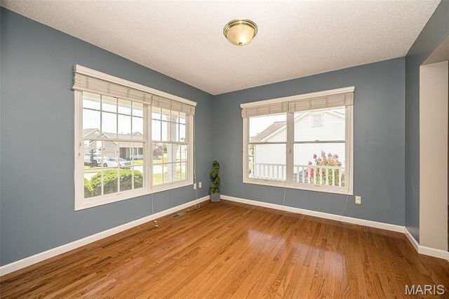 2215 Wild Pigeon Drive, O'fallon, MO 63368