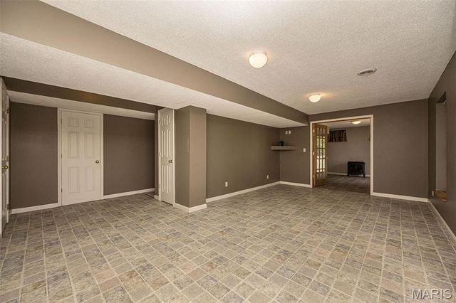 2215 Wild Pigeon Drive, O'fallon, MO 63368