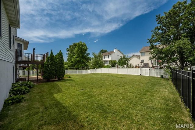 2215 Wild Pigeon Drive, O'fallon, MO 63368