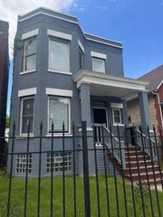 7324 S Blackstone Avenue, Chicago, IL 60619