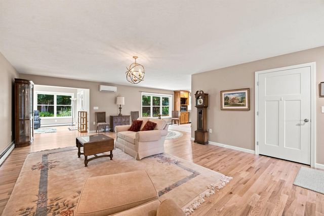77 Linny Lane, Laconia, NH 03246