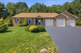 77 Linny Lane, Laconia, NH 03246