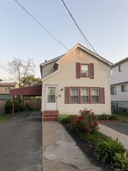 36 Division Avenue, Spring Valley, NY 10977
