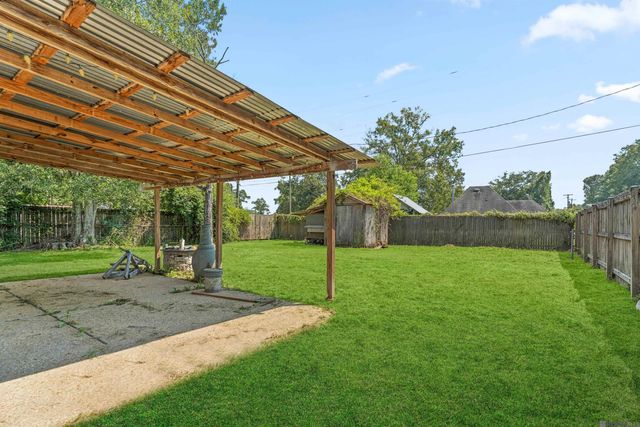 7230 Linda Lee Dr, Denham Springs, LA 70706