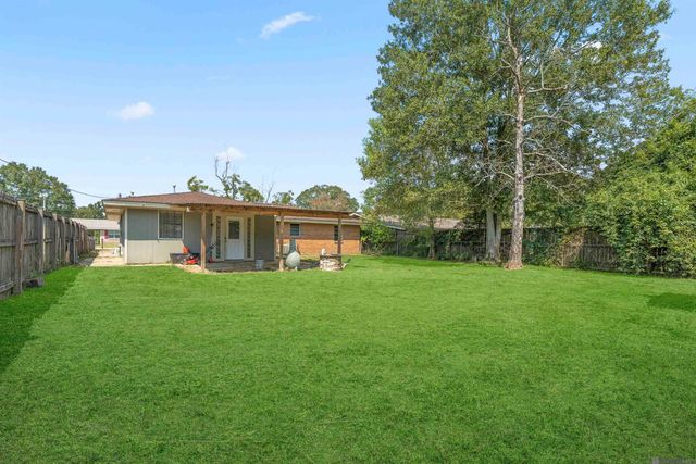7230 Linda Lee Dr, Denham Springs, LA 70706