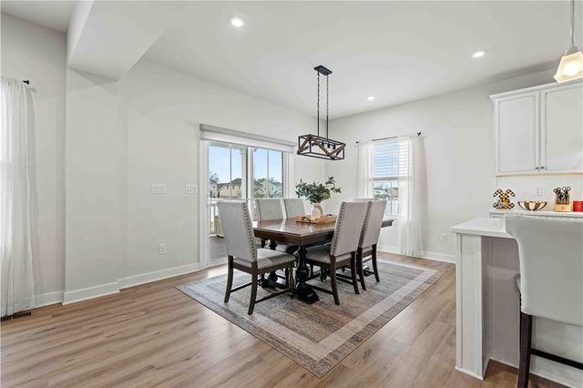 6027 North Ivory Drive, Farmington, NY 14425