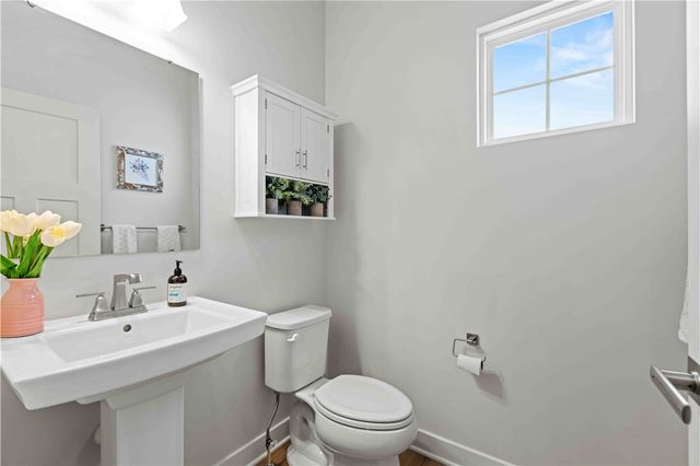 6027 North Ivory Drive, Farmington, NY 14425