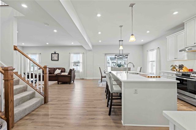 6027 North Ivory Drive, Farmington, NY 14425