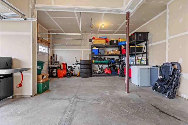 6027 North Ivory Drive, Farmington, NY 14425