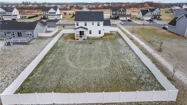 6027 North Ivory Drive, Farmington, NY 14425