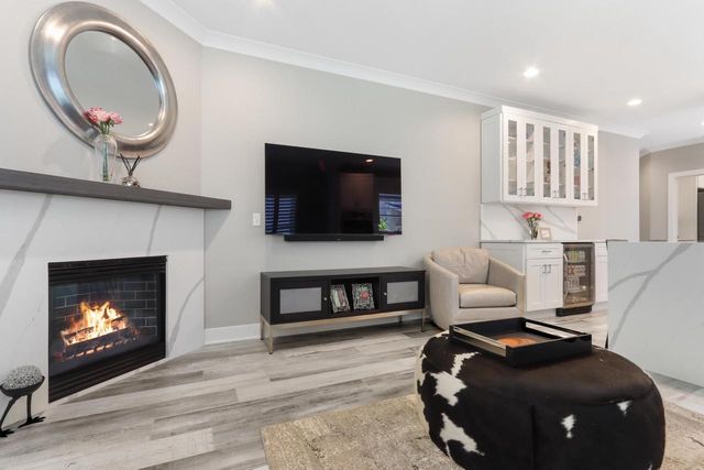 401 Abbey Ridge COURT, Fontana, WI 53125