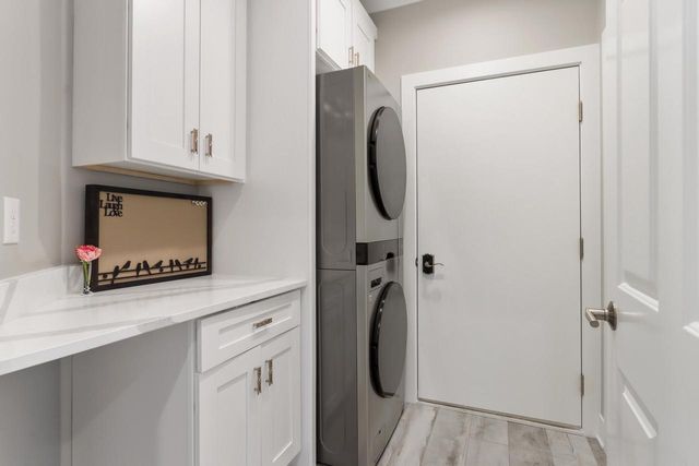 401 Abbey Ridge COURT, Fontana, WI 53125