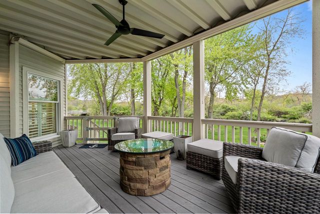 401 Abbey Ridge COURT, Fontana, WI 53125