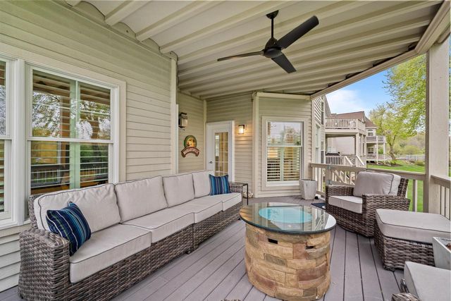 401 Abbey Ridge COURT, Fontana, WI 53125